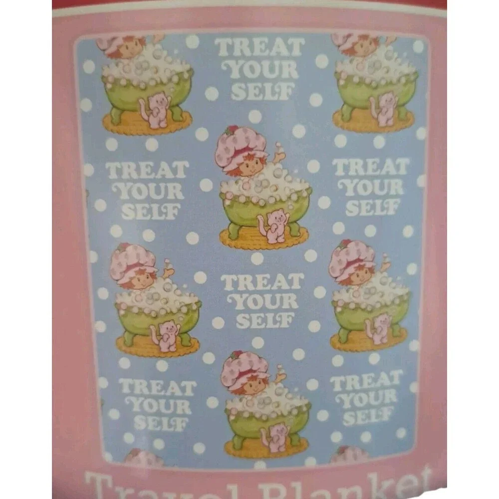 Strawberry Shortcake 40x50 Plush Travel Blanket Throw NEW‎